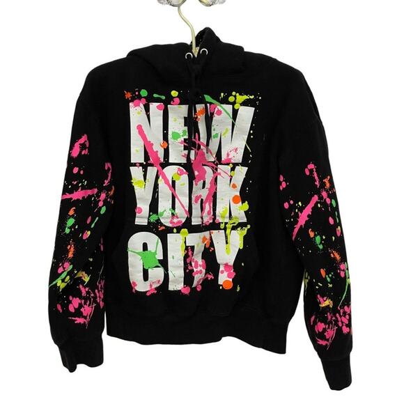 Popular Sport Black Graffiti New York City Paint Splash Hoodie Sweatshirt Small - Picture 1 of 9